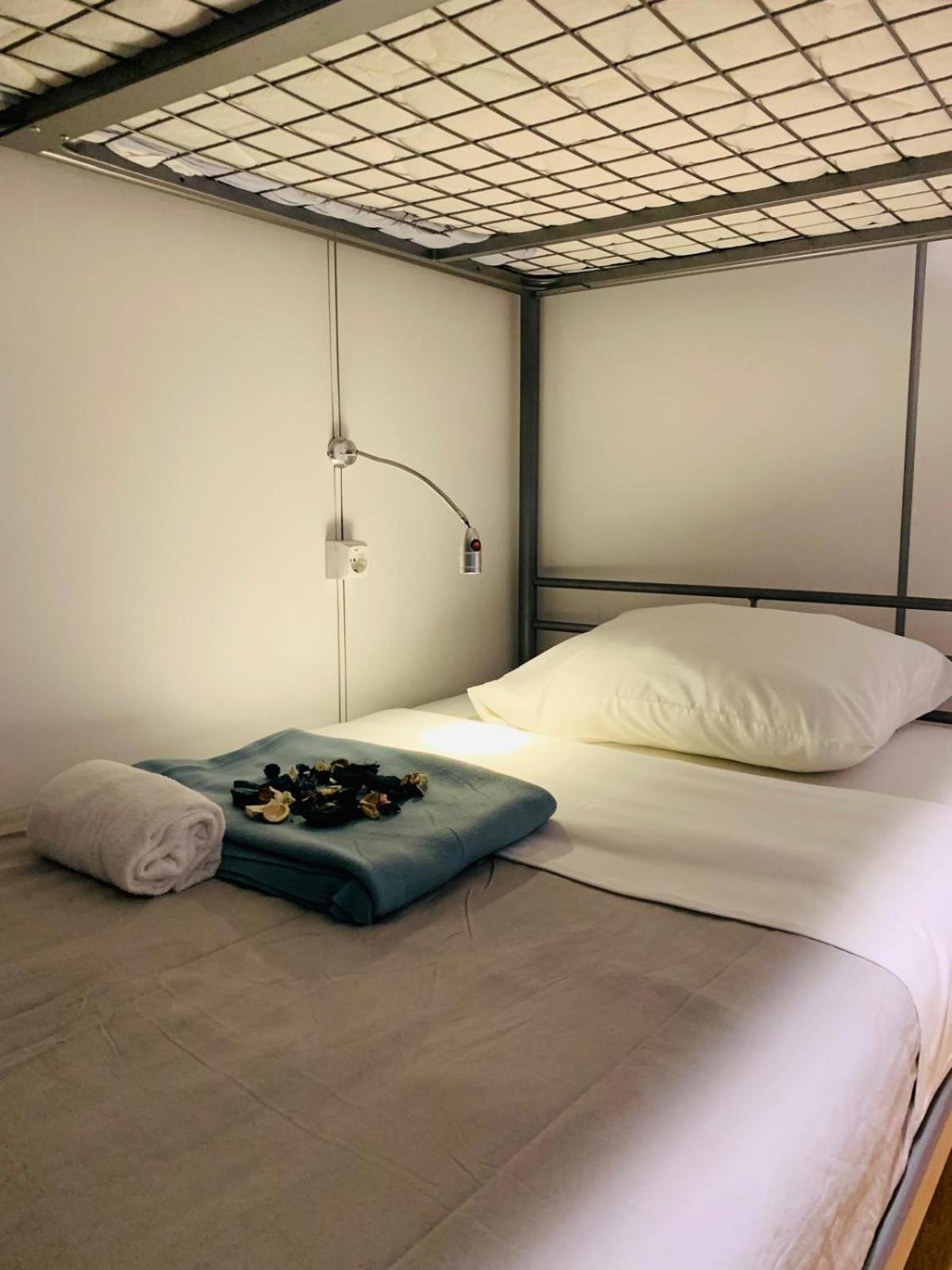 Corujinha Hostel ลิสบอน ภายนอก รูปภาพ